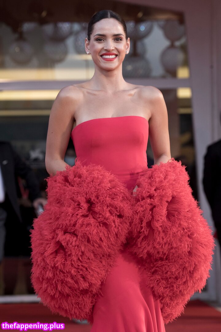 Adria Arjona