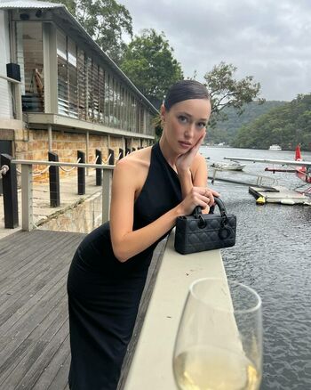 Alycia Debnam Carey