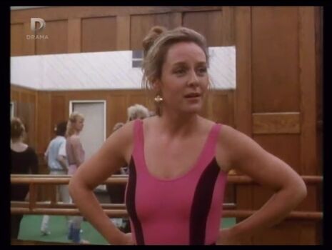 Amanda Burton
