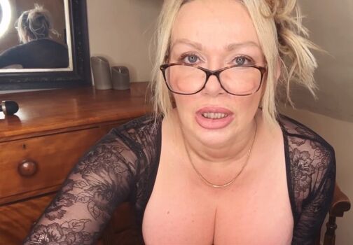 amber_jaynexx