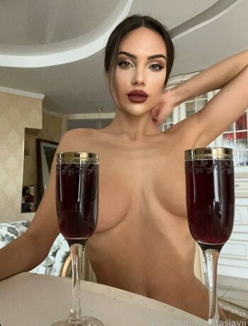 Anastasia Vi