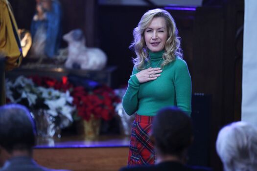 Angela Kinsey