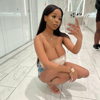 Angela Mishhhj
