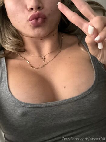 Angelacandiceee