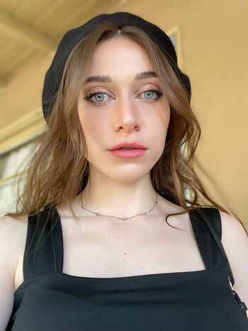 Angelica Trae