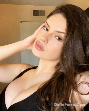 Angelina Ramirez