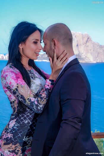 Anissa Kate