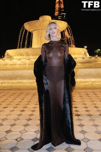 Anja Rubik