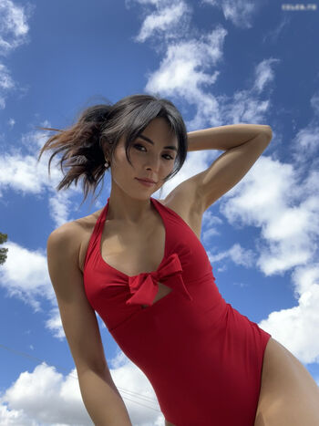 Anna Akana