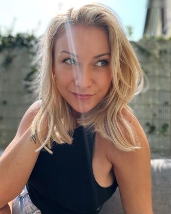 Anna-Carina Woitschack