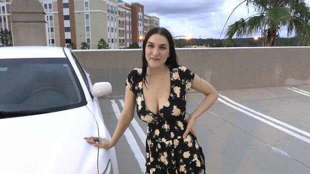 Anna Curvy