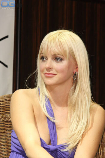 Anna Faris
