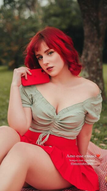 Anna Moreira