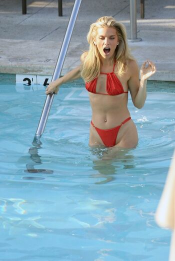 AnnaLynne McCord