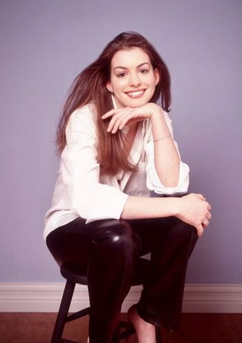 Anne Hathaway