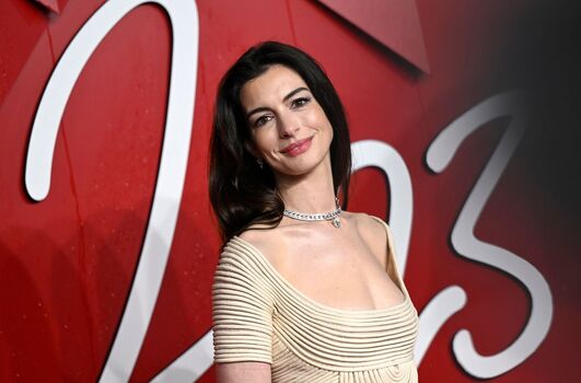 Anne Hathaway