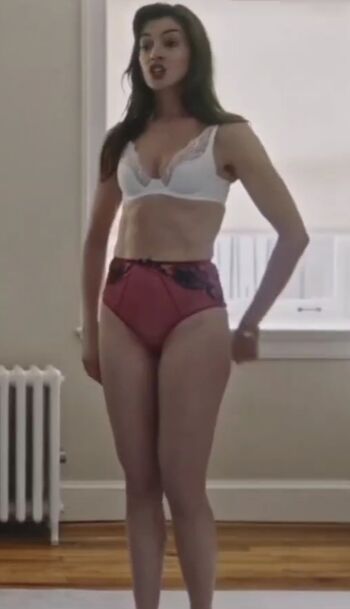 Anne Hathaway