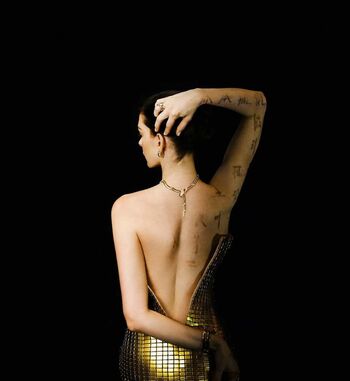 Anne Hathaway