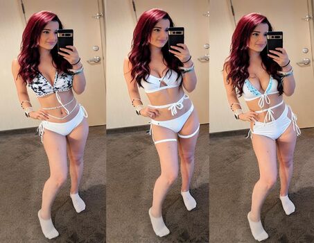 AnnieFuchsia
