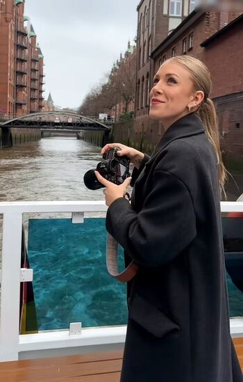 Annisophie_