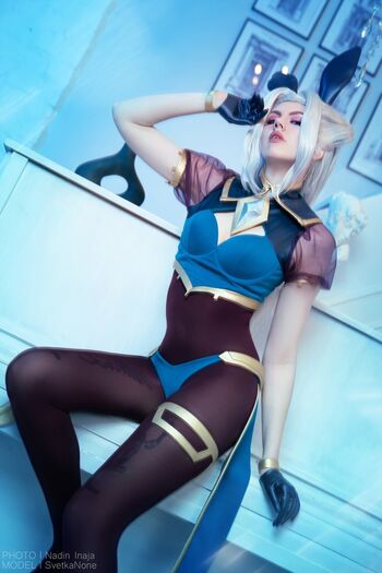 Anya Ichios