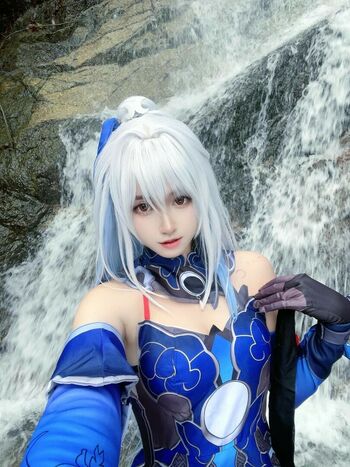 Arisa Cosplay