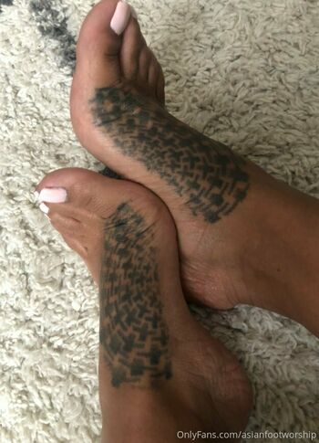 asianfootworship