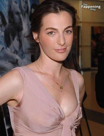 Ayelet Zurer