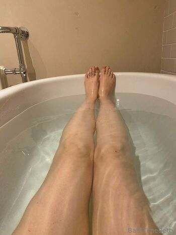 Bathtimebetty