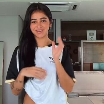 Beca Barreto