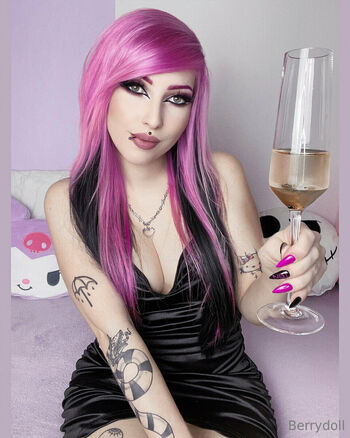 Berrydoll666