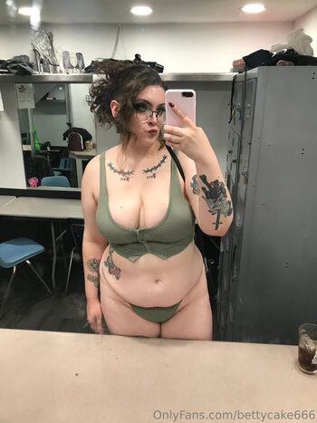 bettycake666
