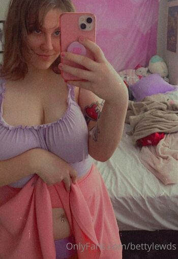 bettywoopxxx