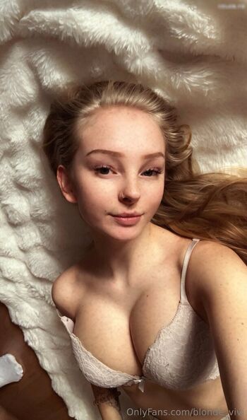 blonde_vivi