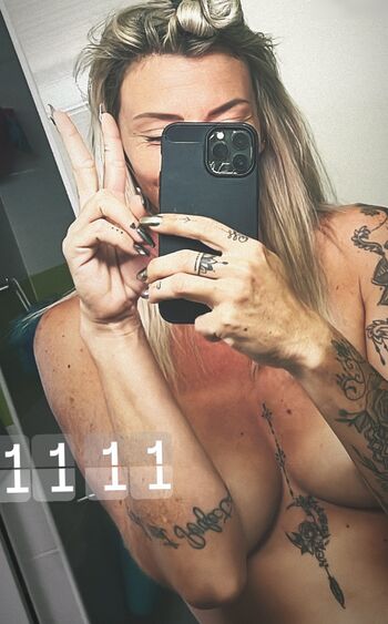 Blondie_inked777