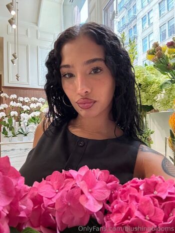 blushingblooms