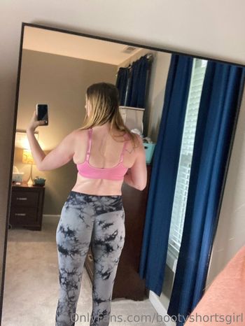bootyshortsgirl