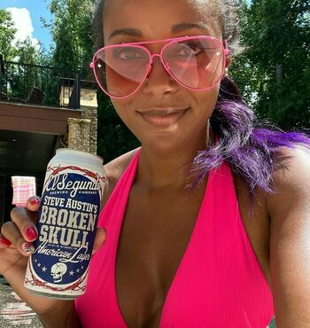 Brandi Rhodes