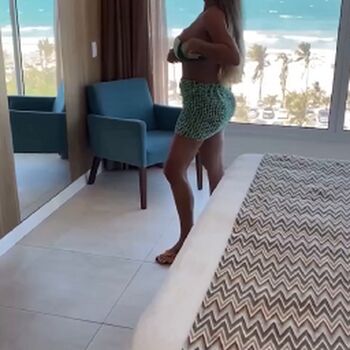 Brazilian Hotwife