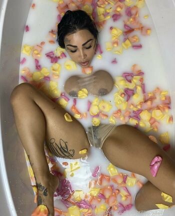 brittanya2horny