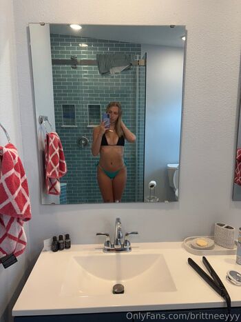 brittneeyyy