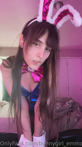bunnygirl_emma