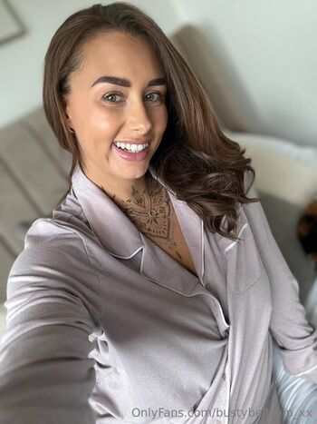 bustybellevip_xx