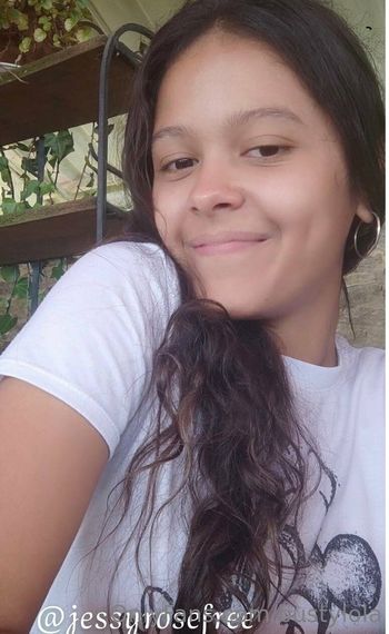 bustylola