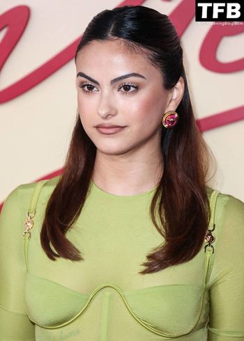 Camila Mendes