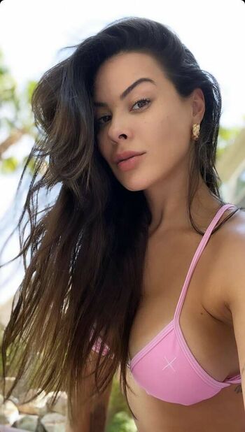 Camila Oliveira RING GIRL UFC