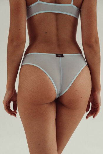 CARA Loves Lingerie
