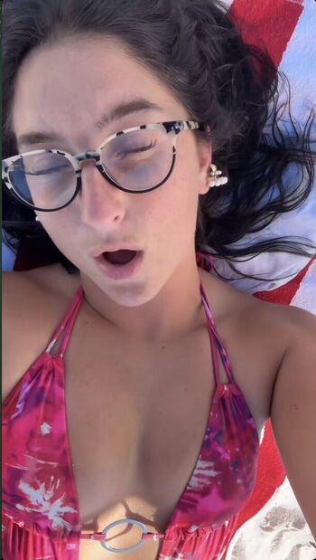 Chloe Evans