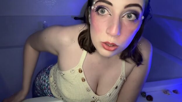 Chrissy Asmr