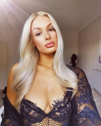 Courtney Fox
